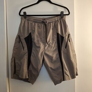 Santic Men's Cycling  Cargo Shorts with Padding and Elastic Waistband